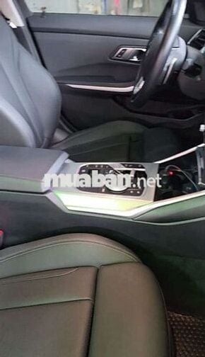BMW 320i 2023 Xám 10.000km