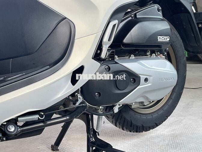 Scoopy 2025 Trắng Odo lướt 4.500km 9 Chủ Biển 65