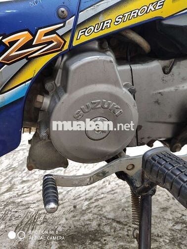 Suzuki Shogun 125 Xanh 4 thì