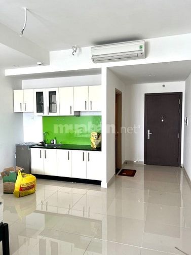 Cho thuê căn hộ tầng 16 Sunrise City view