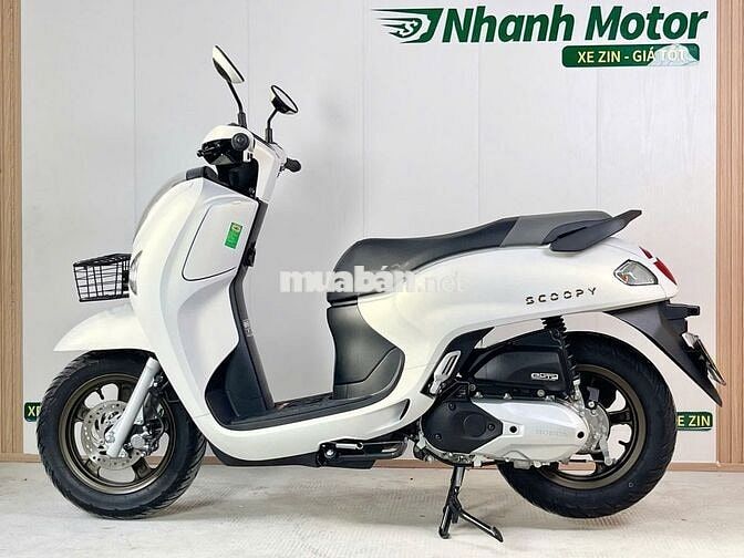 Scoopy 2025 Trắng Odo lướt 4.500km 9 Chủ Biển 65