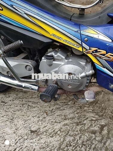 Suzuki Shogun 125 Xanh 4 thì