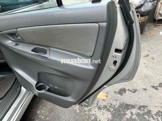 Toyota Innova E 2013 một chủ mua mới quá zin