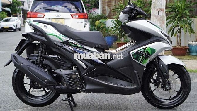 Yamaha NVX 155 V1 ABS 2017 Bạc Porsche Green Line