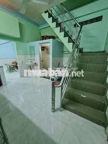 Cho thuê nhà nguyên căn hẻm xe hơi nội thất đầy đủ 
