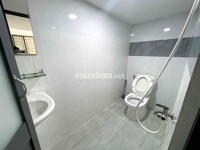 TRỐNG SẴN PHÒNG TRỌ GIÁ RẺ - GÁC CAO SẠCH SẼ - AN NINH CAO