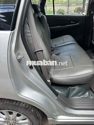 Toyota Innova E 2013 một chủ mua mới quá zin