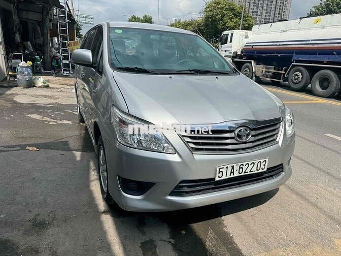 Toyota Innova E 2013 một chủ mua mới quá zin