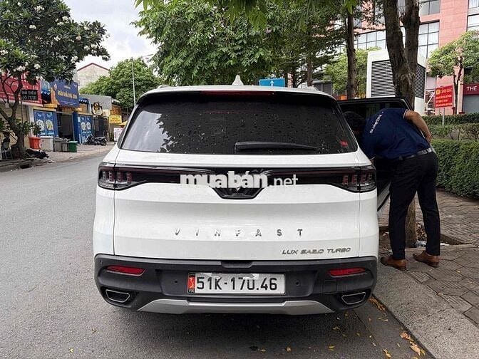 VinFast Lux SA 2.0 Turbo Plus 2022 Trắng