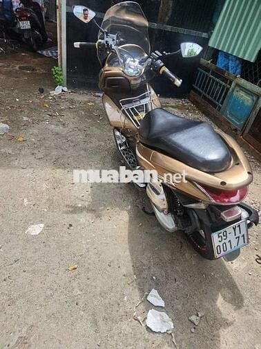 Honda PCX Vàng đồng Nhập khẩu 