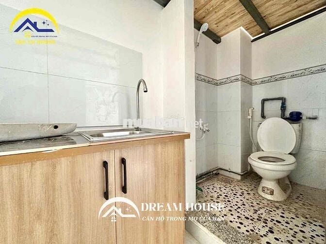 CHO THUÊ PHÒNG GIÁ RẺ NHỎ GỌN GẦN KHU TÊN LỬA