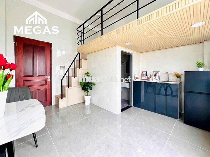 ngay đại học UEH Nguyễn Tri Phương Quận 10 ở được 3-4 bạn nè