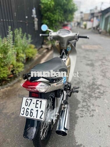 Honda Wave Bạc 2 chỗ