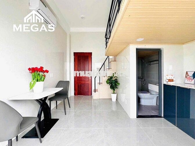 ngay đại học UEH Nguyễn Tri Phương Quận 10 ở được 3-4 bạn nè