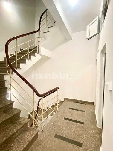 Cho thuê sàn Vp 100m Khu Đền Lừ, có hầm xe máy, chỗ để Ô Tô, 12 triệu
