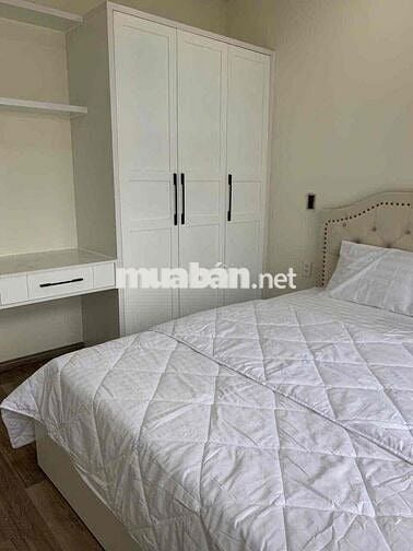 Trống sẵn căn hộ 2 phòng ngủ CC Monarchy, Full nội thất