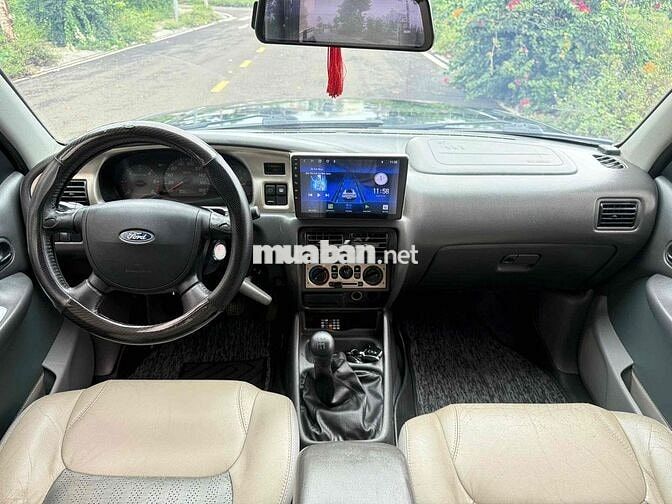 Ford Everest 2006 Số sàn Dầu Đen 7 chỗ