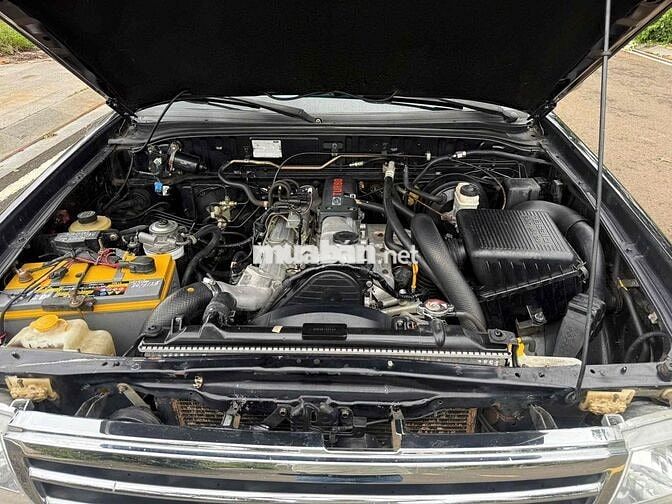 Ford Everest 2006 Số sàn Dầu Đen 7 chỗ
