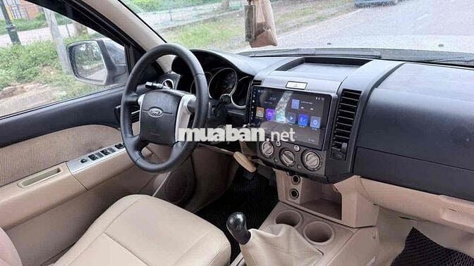 Ford Everest 2009 Số sàn Dầu Bạc