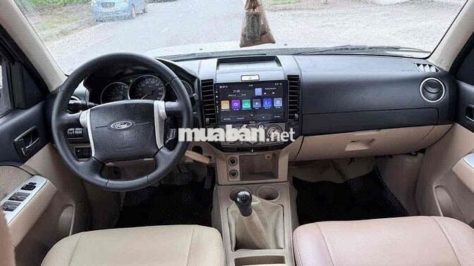 Ford Everest 2009 Số sàn Dầu Bạc