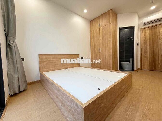 cho thuê căn hộ full nt có ban côn, cho nuôi thú cưng, gần TDTU, RMIT