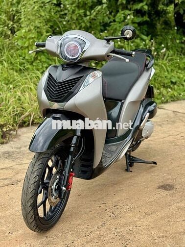 Dư dùng không đi bán Shmode 2019 ABS - keo full xe