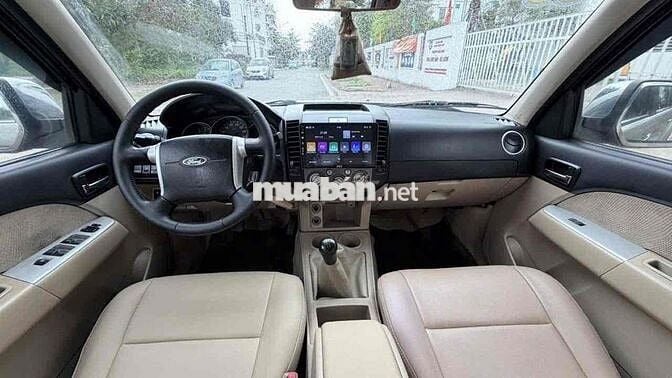 Ford Everest 2009 Số sàn Dầu Bạc