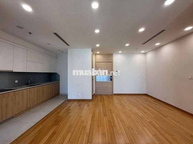 Cho thuê 3N Cơ bản Golden Land 120m2 - Có Slot Ô tô 15Tr/th Vào luôn