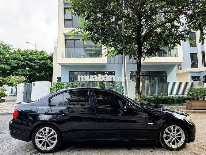BMW 320 2011 Lái điện Đen