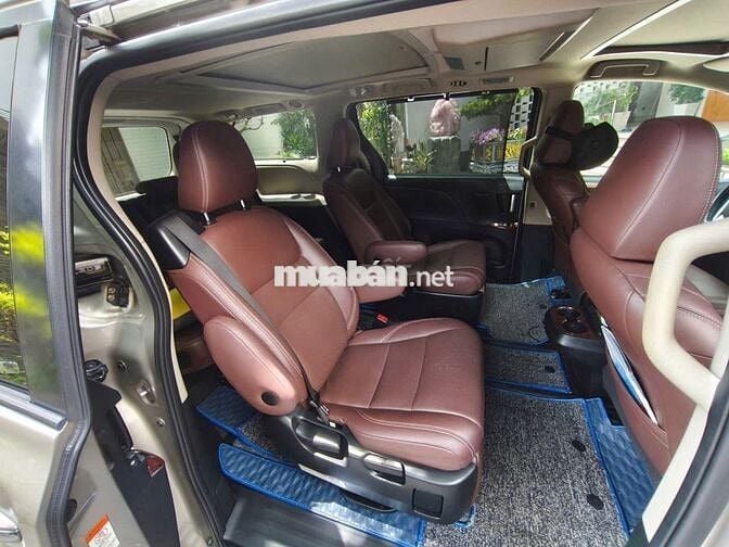 Toyota Sienna Limited 2017 Vàng cát 78.000 km