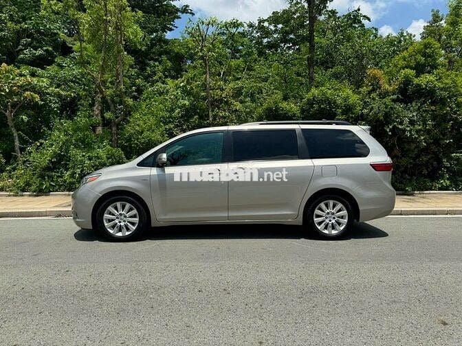 Toyota Sienna Limited 2017 Vàng cát 78.000 km