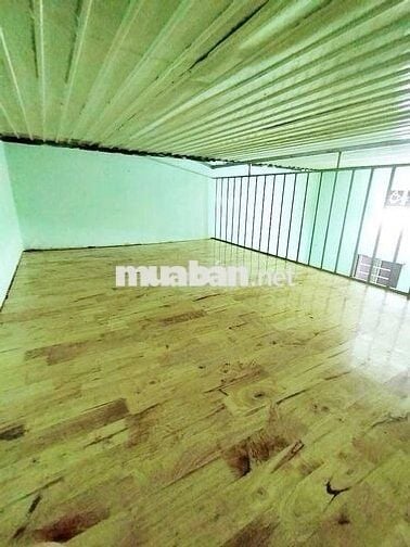 Phòng Trọ Gác Suốt GIÁ RẺ, Sạch Sẽ, Ngay Chợ Xóm Mới