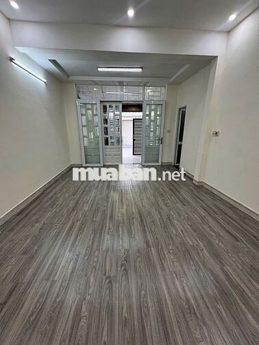 Chính chủ cho thuê mặt bằng đẹp - Ngang 5m đường oto 10m