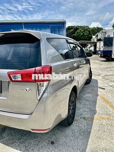 Toyota Innova 2.0G 2017 Vàng cát Số tự động