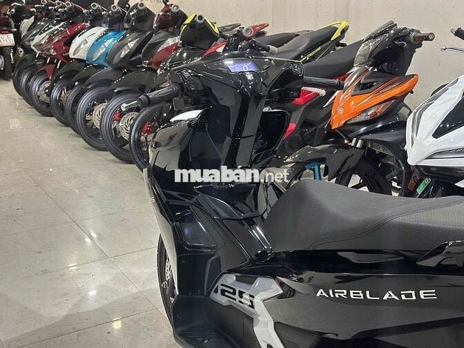 Honda Air Blade 125 2022 Đen Bóng giá bao sang tên