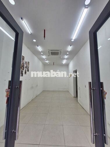 Bán shophouse cực đẹp tại Legacy Central với hơn 1800 căn hộ đã ở kín