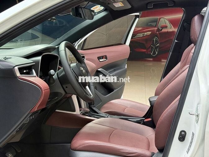 TOYOTA CROSS 1.8V 2023 XE ĐẸP ĐI ÍT - GIÁ CÒN BỚT