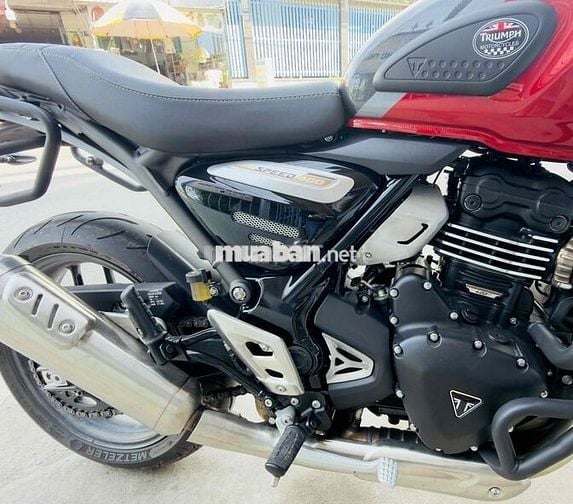 Triumph Speed 400 T1/2026 Đỏ 1.500 Km