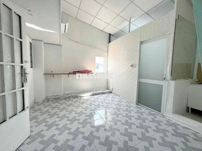 Cho thuê phòng studio cửa sổ thoáng giá tốt, cạnh himlam, gần lotte Q7