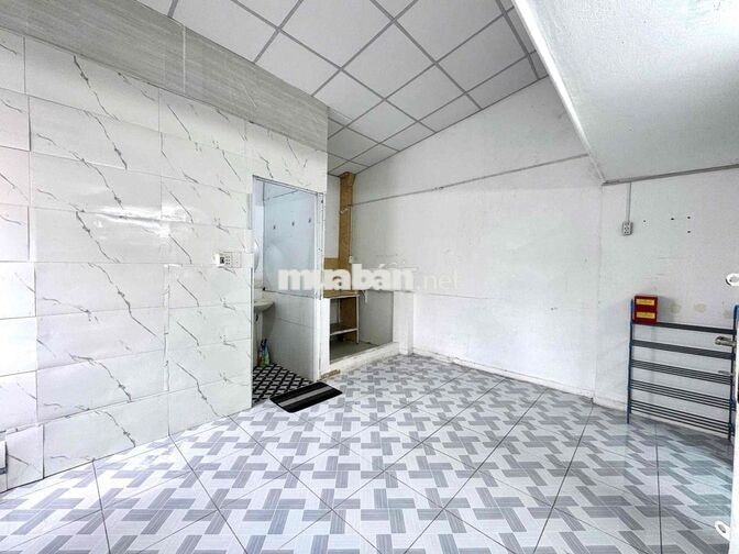 Cho thuê phòng studio cửa sổ thoáng giá tốt, cạnh himlam, gần lotte Q7