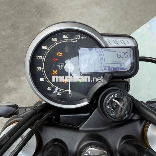 Triumph Speed 400 T1/2026 Đỏ 1.500 Km