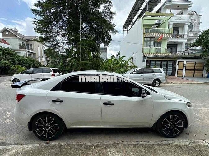 Kia Cerato 2009 số tự động màu Trắng