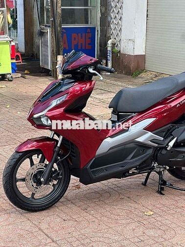 Honda Air Blade 125 2024 Đỏ giá bao sang tên nhé