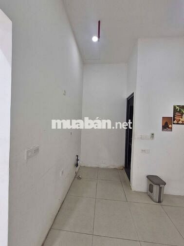 Bán shophouse cực đẹp tại Legacy Central với hơn 1800 căn hộ đã ở kín