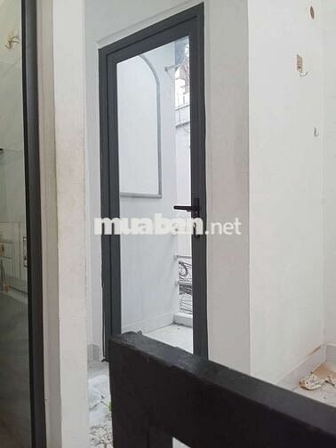 cho thuê nhà hẻm xe hơi đường Nguyễn Văn nghi