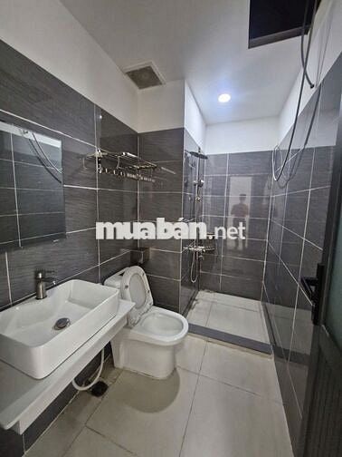 Bán shophouse cực đẹp tại Legacy Central với hơn 1800 căn hộ đã ở kín
