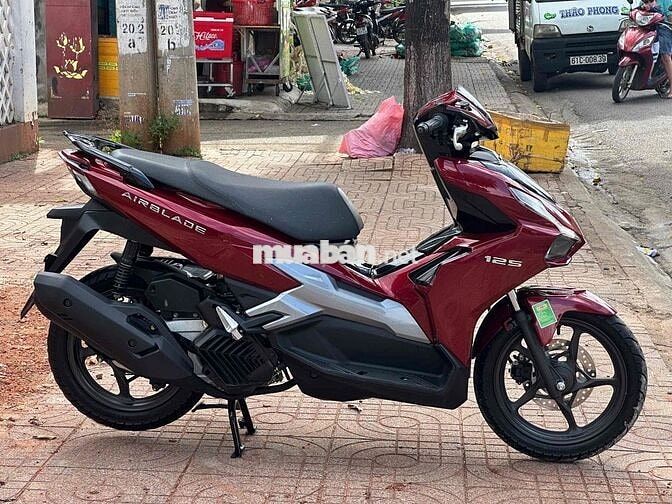 Honda Air Blade 125 2024 Đỏ giá bao sang tên nhé