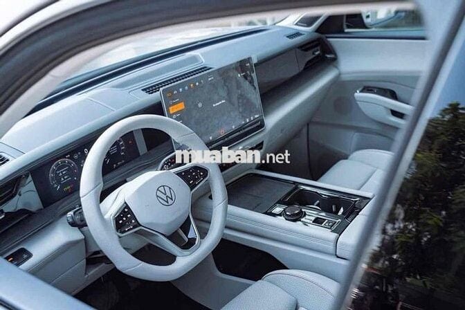 Volkswagen Teramont Pro SUV Trắng Pure Đức