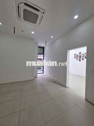 Bán shophouse cực đẹp tại Legacy Central với hơn 1800 căn hộ đã ở kín