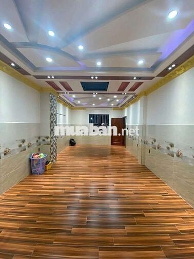 NHÀ TO 5 TẦNG - NGANG 12M  DÀI 35M - ĐƯỜNG 12M